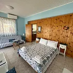 Waterfront Apartman