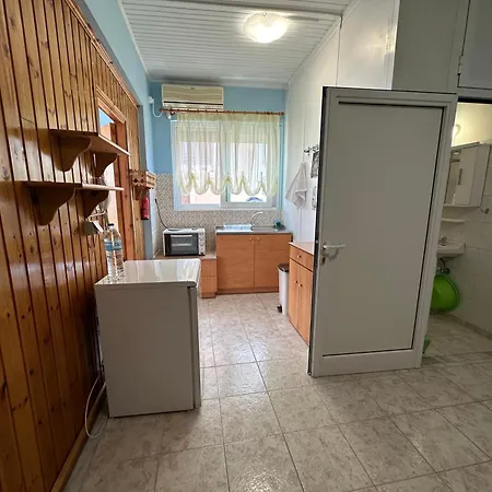 Waterfront Apartament Lixouri